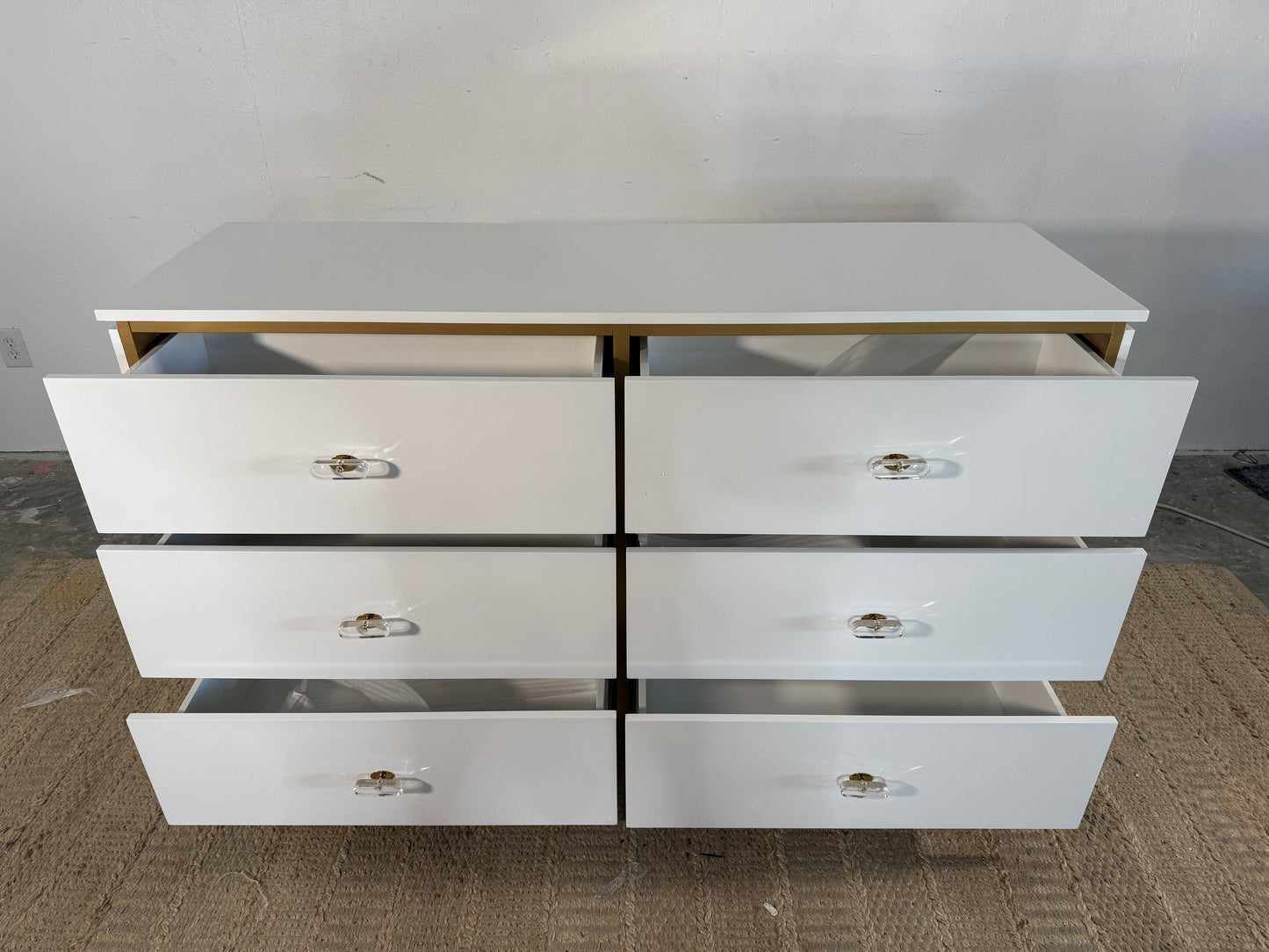 NEW White “Jessi” 6-Drawer Dresser