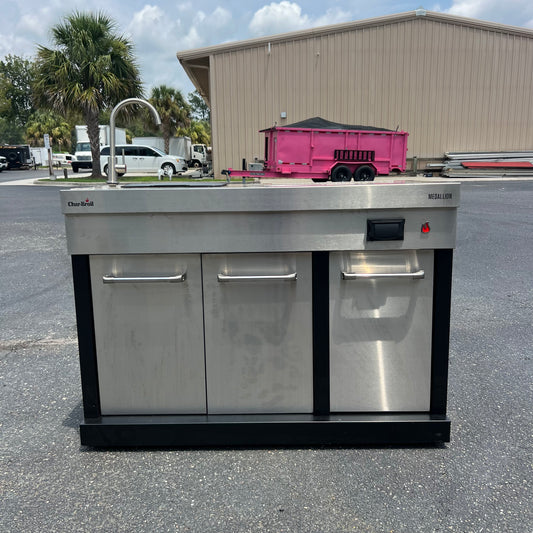 NEW Char-Broil Medallion Outdoor Sink and Storage