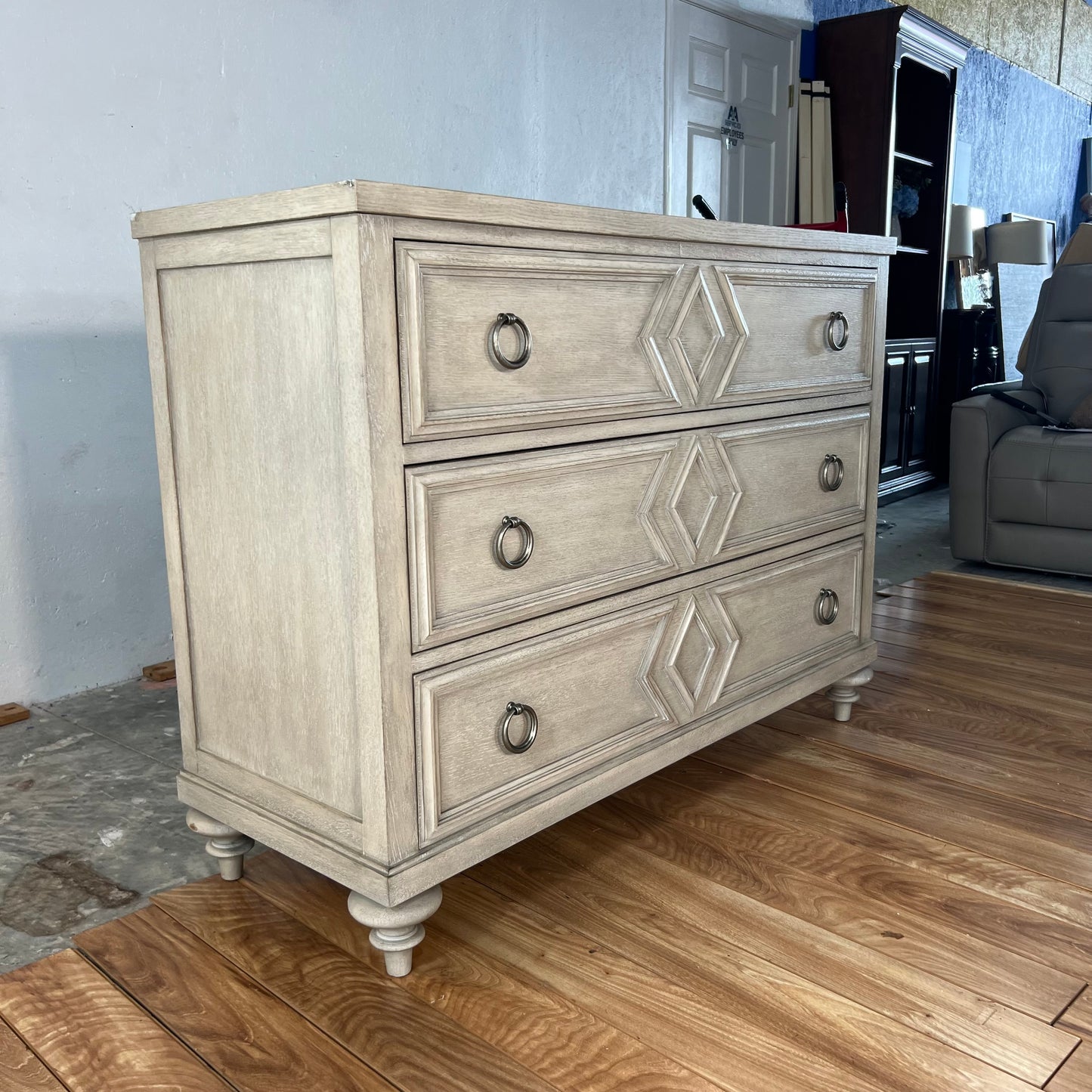 NEW Lexington Malibu 42” Chest of Drawers