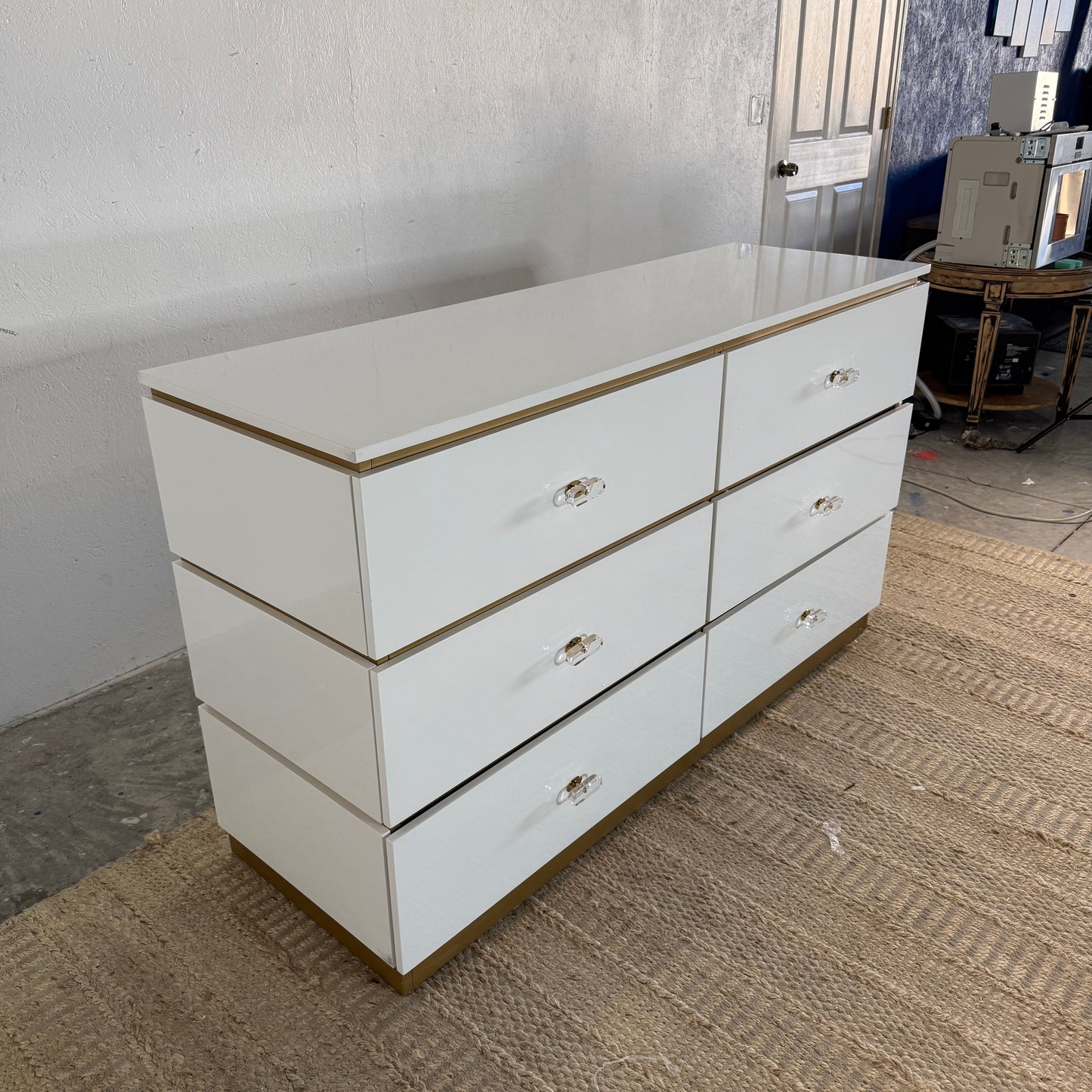 NEW White “Jessi” 6-Drawer Dresser