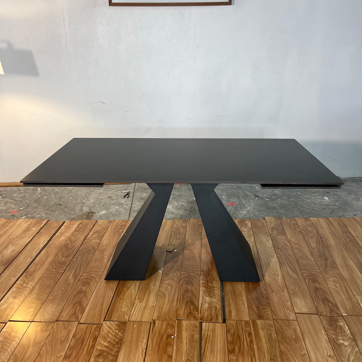 NEW Sintered Stone Extendable Dining Table