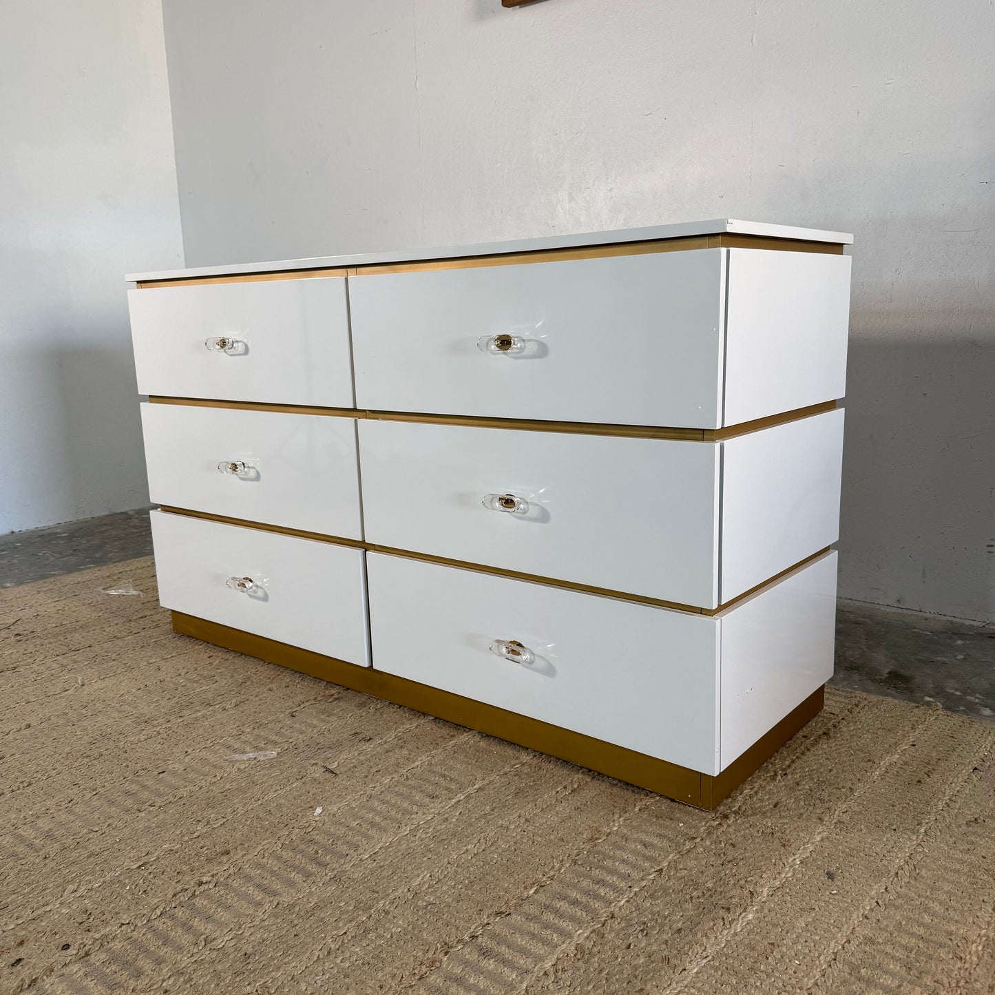 NEW White “Jessi” 6-Drawer Dresser