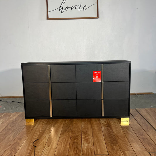 Willa Arlo “Jelissa” 6-Drawer Dresser