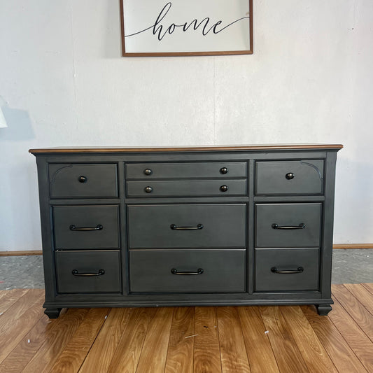 NEW Longshore Tides 9-Drawer Dresser
