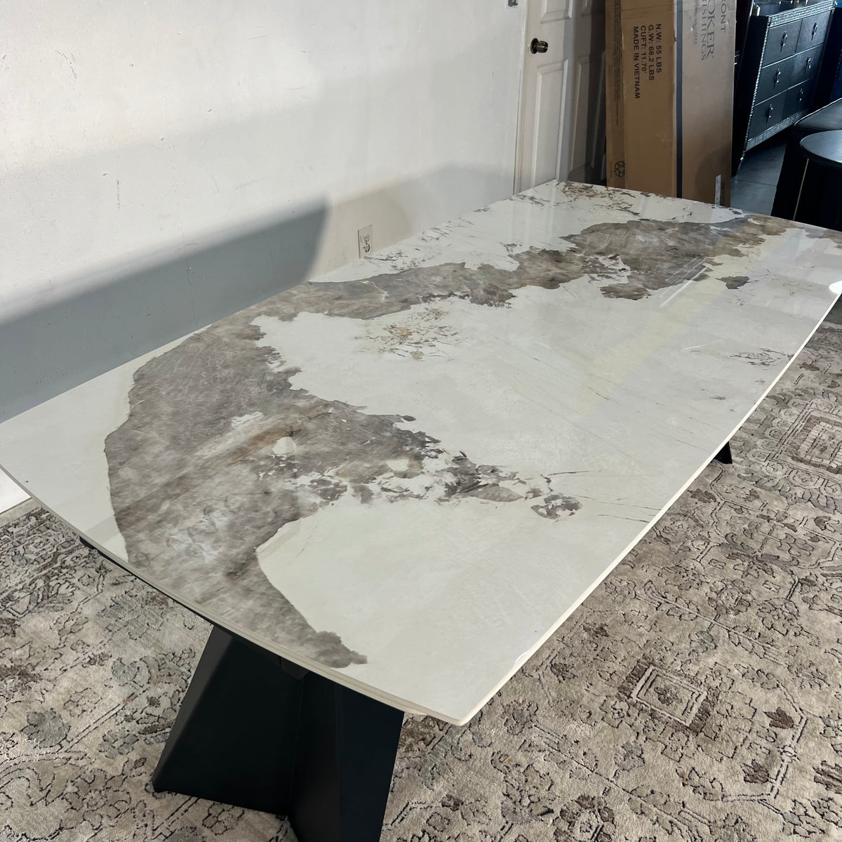 NEW Extendable Sintered Stone Dining Table