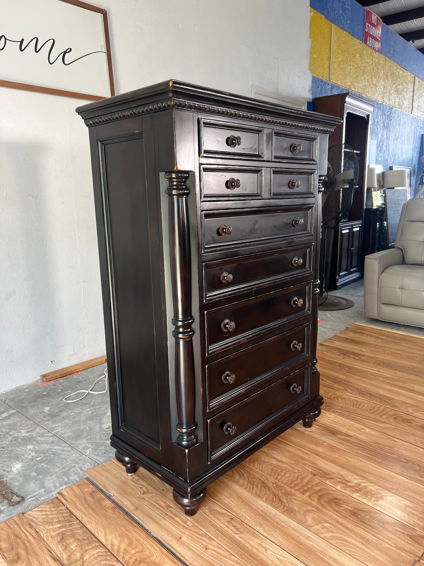 NEW Tommy Bahama Kingstown 7-Drawer Dresser