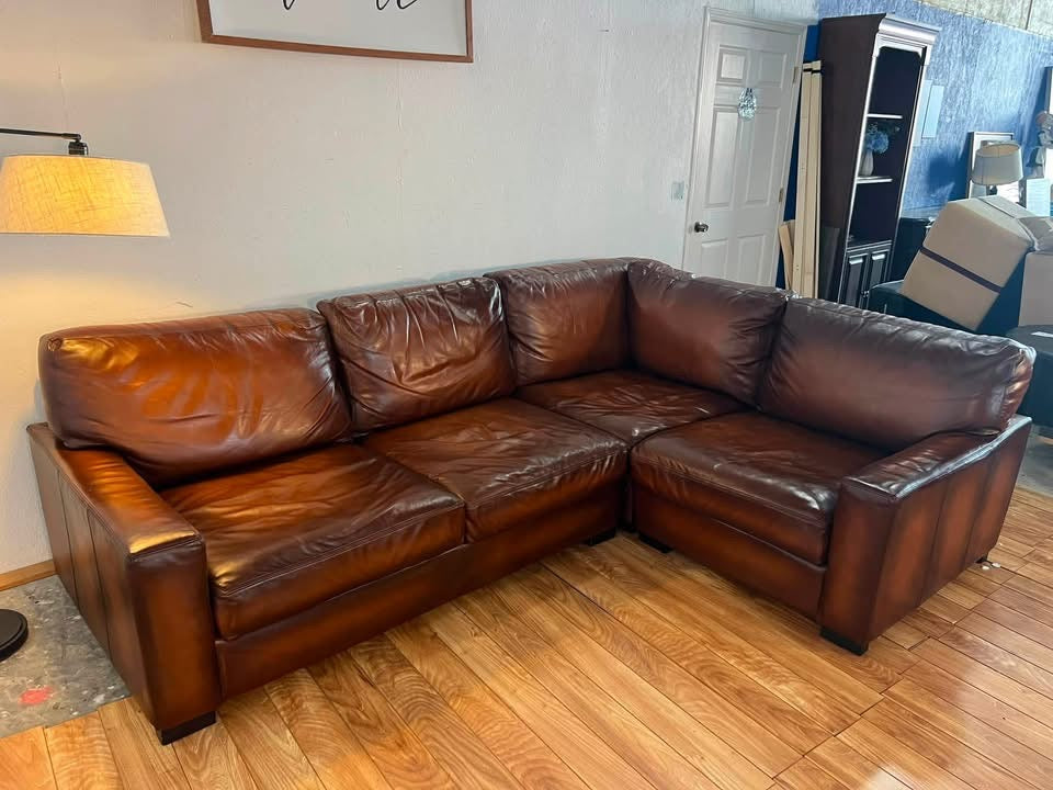 Pottery Barn Turner 3-Piece Square Arm Leather Sectional